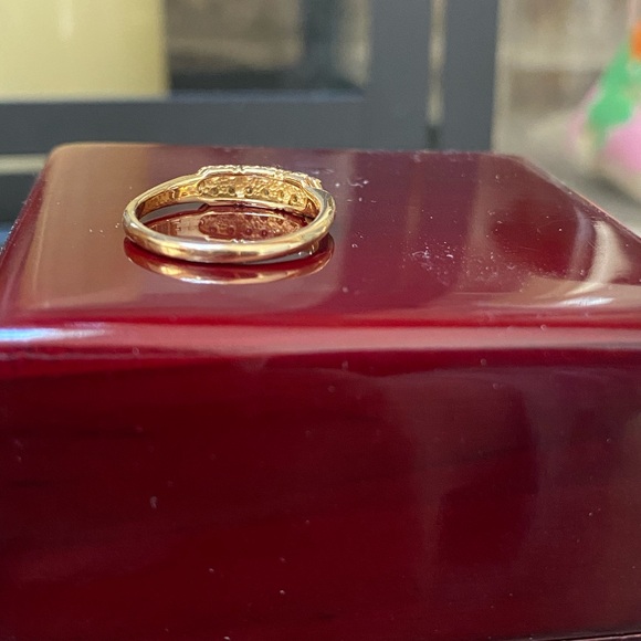 GENUINE DIAMONDS SOLID 14KT GOLD Ring Wedding Band - Picture 3 of 8